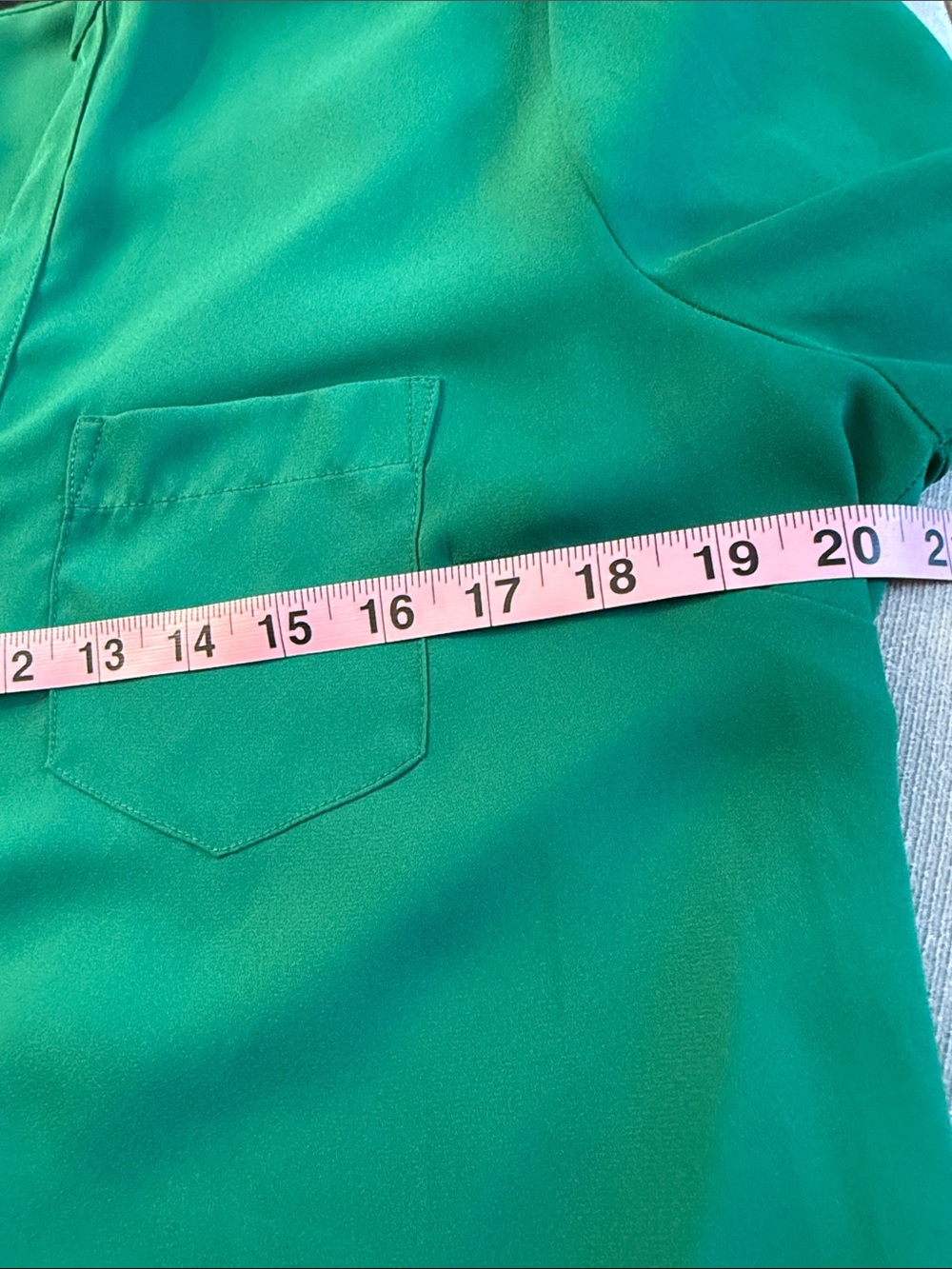 The Limited Green Portofino Style Blouse Size Large Button Front Career Top - Picture 8 of 13